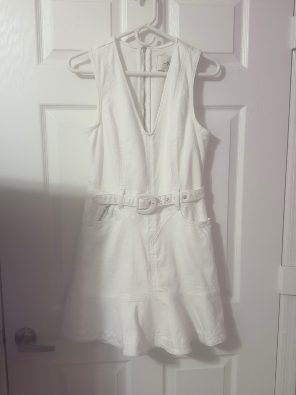 7 For All Mankind White Sleeveless V-Neck Belted Romper
